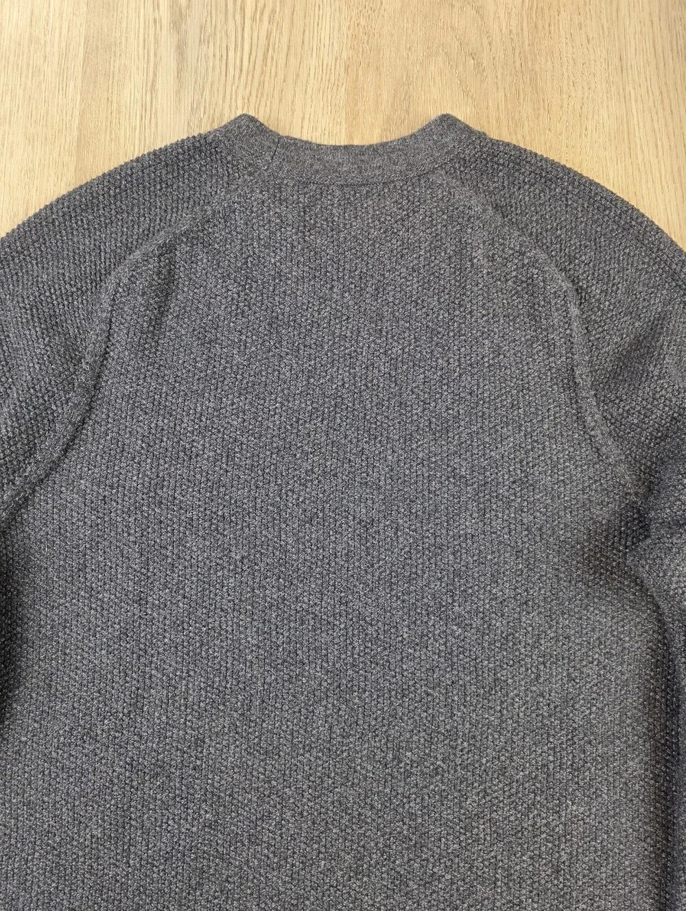 Lululemon Athletica Textured Knit Classic Fit Crewneck Sweater Size S